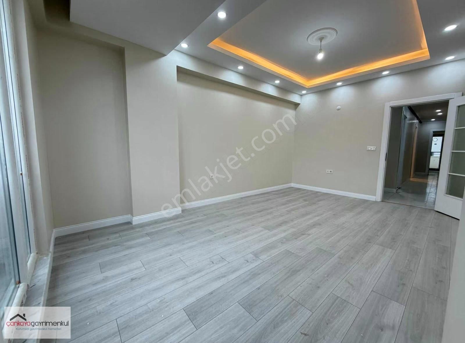 Tevfikbey'de 2+1 Sıfır Güzel Konumda 2.kat Daire!! - Görsel 2