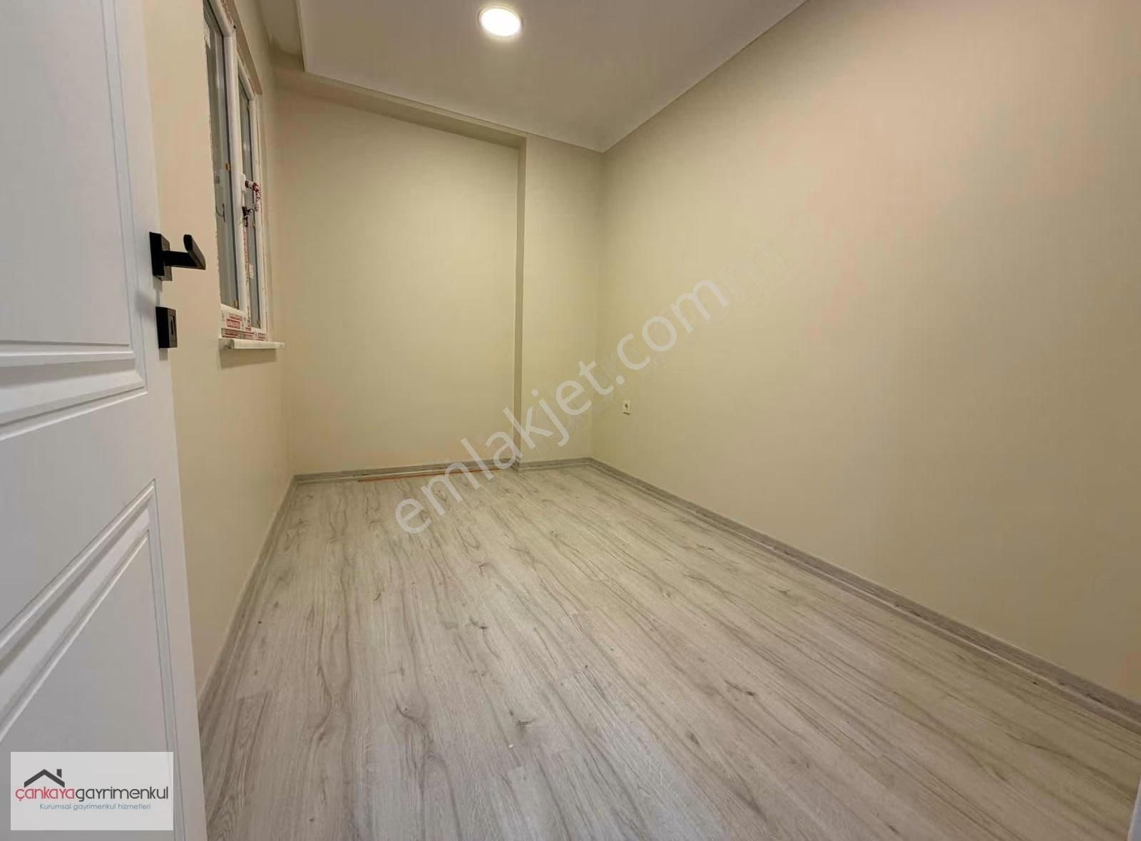 Tevfikbey'de 2+1 Sıfır Güzel Konumda 2.kat Daire!! - Görsel 3