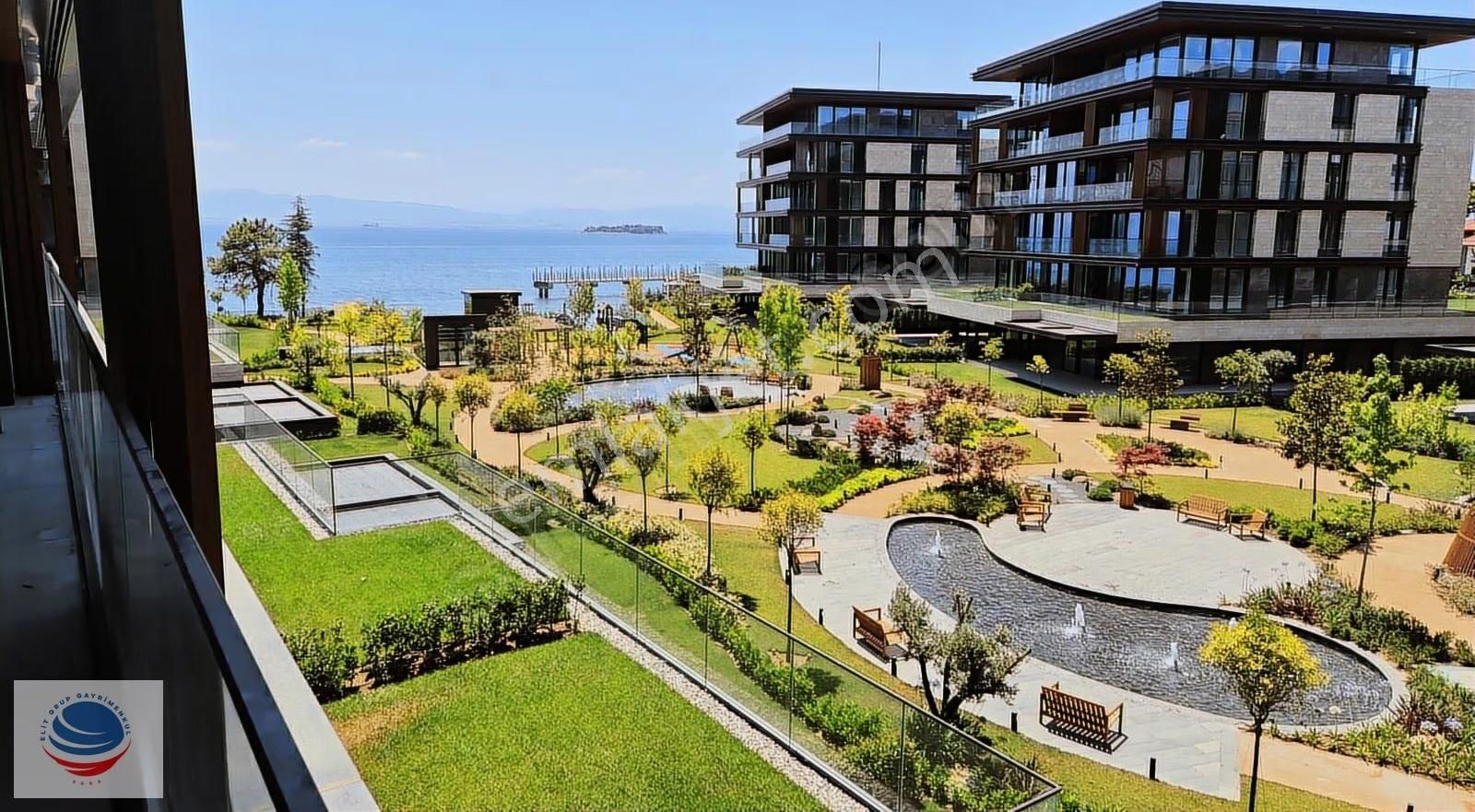 Tuzla Vesen Yalılarında Deniz Manzaralı Satılık 4,5+1 Daire