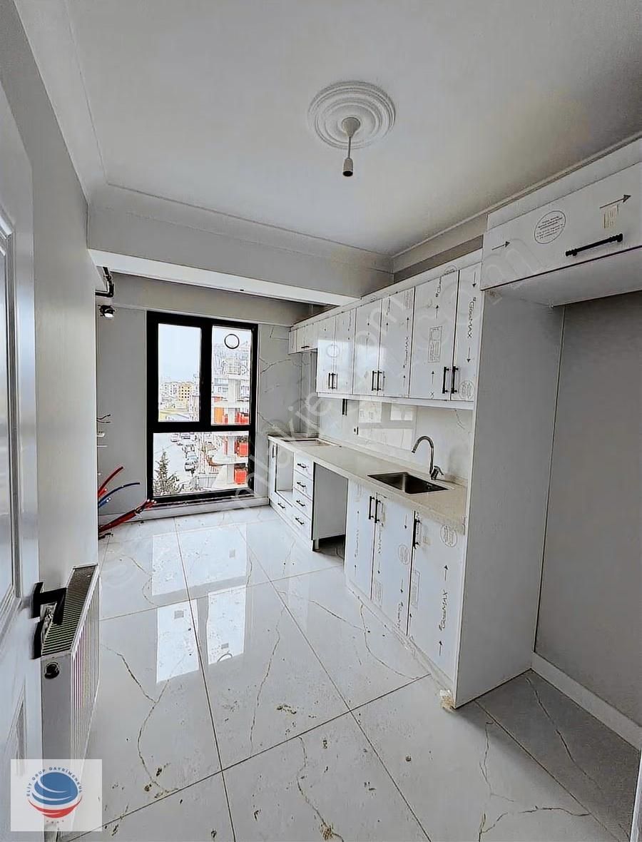 Sultanbeyli Mimar Sinan Mh. Satılık 3+1 Ara Kat Sıfır Daire - Görsel 13
