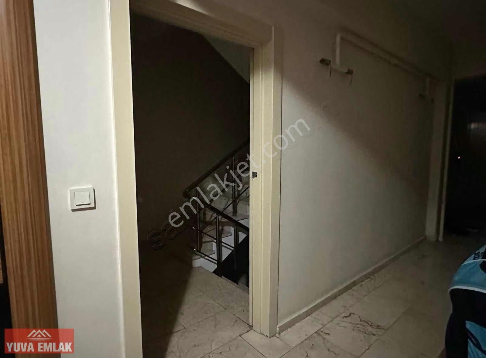 Güneşli Şehri İstanbul Sitesinde İçi Tadilatlı Satılık 3+1 Daıre - Görsel 12