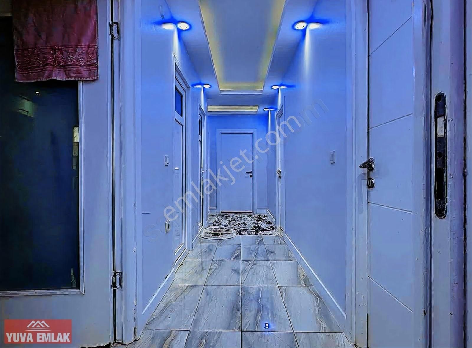 Güneşli Şehri İstanbul Sitesinde İçi Tadilatlı Satılık 3+1 Daıre - Görsel 3