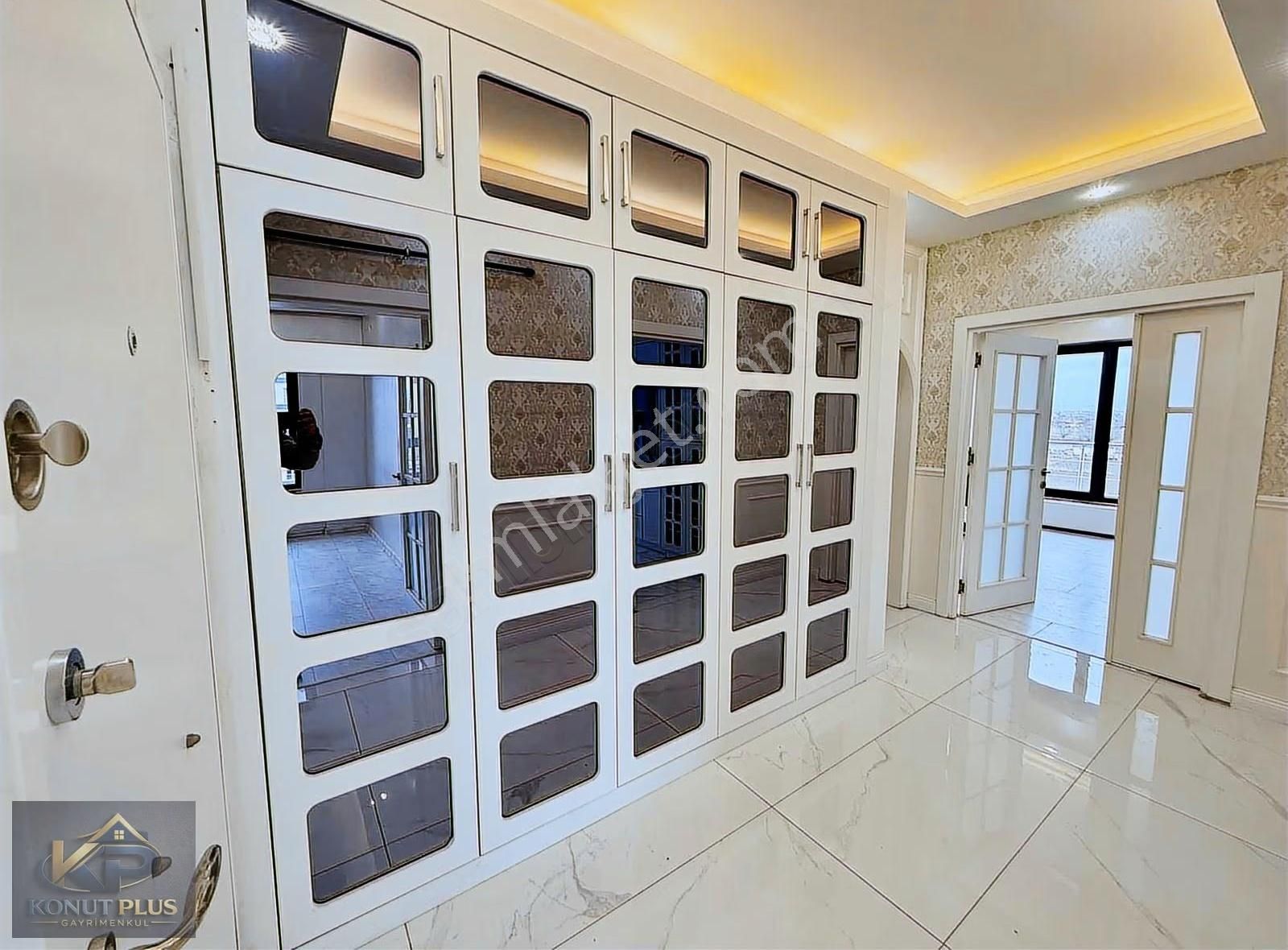 Zümrüt Mah. | Site İçerisinde 3+1 En Gözde Dairesi Satılık - Görsel 18