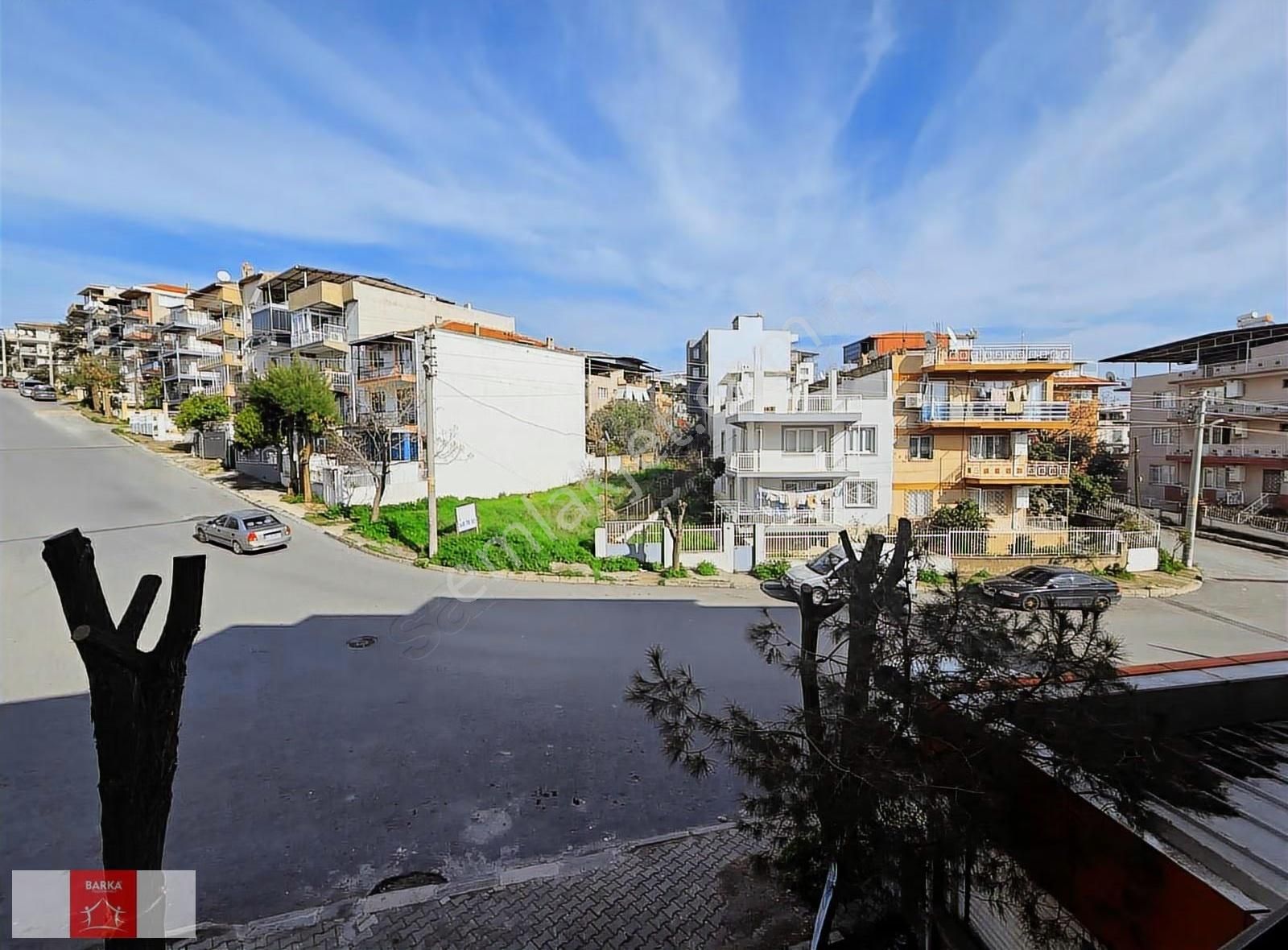 Bornova Sıfır Binada Geniş 1+1 Otoparklı Balkonlu Arakat - Görsel 3