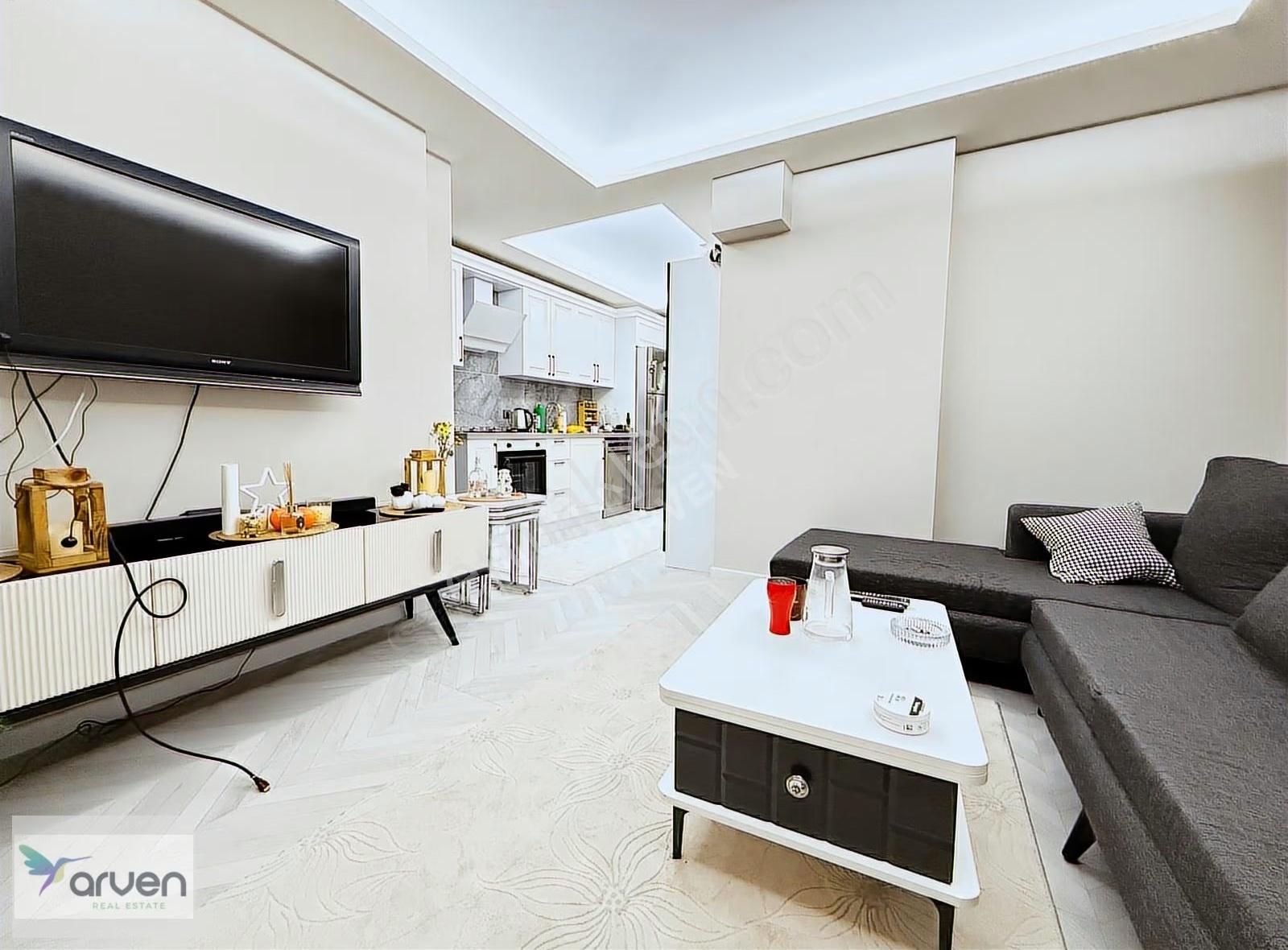 Atakum Çakırlar'da Lüks Eşyalı Satılık 1+1