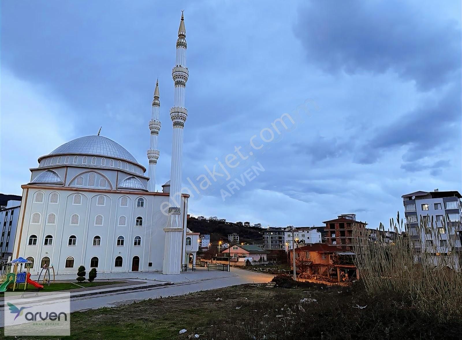 Atakum Çakırlar'da Lüks Eşyalı Satılık 1+1 - Görsel 7