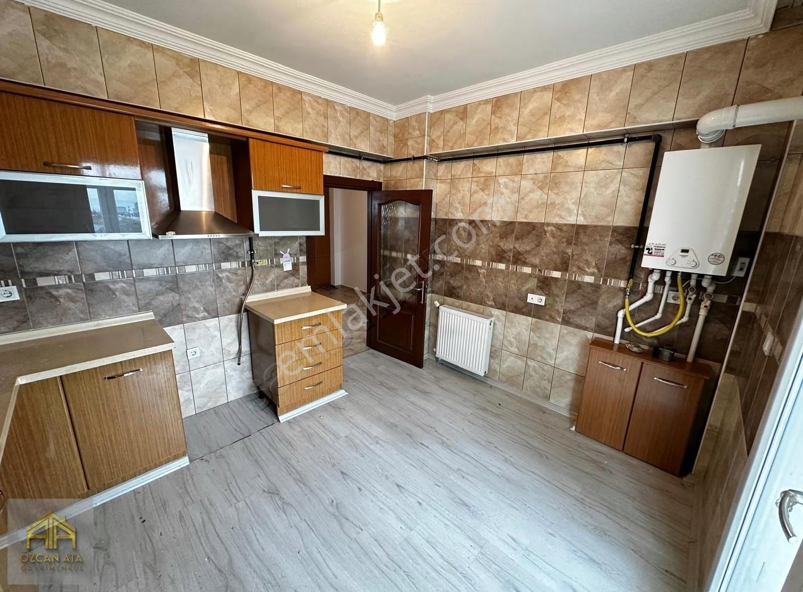 Özcan Ata Gayrimenkulden Gökkent Mahallesinde 3+1 Kiralık Daire - Görsel 15