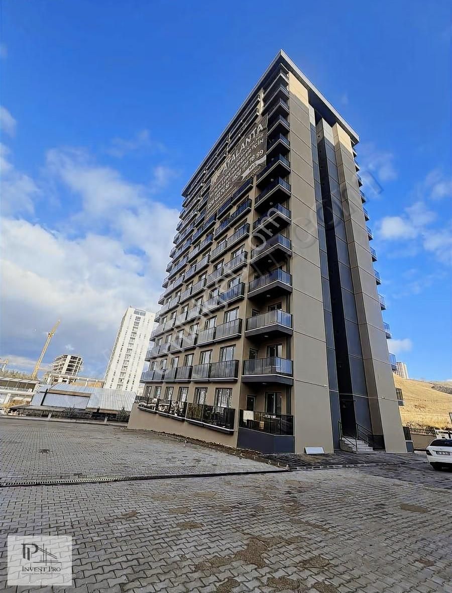 Investpro'dan Protokol Yolu Gökdemir Port 1+0 Satılık Daire