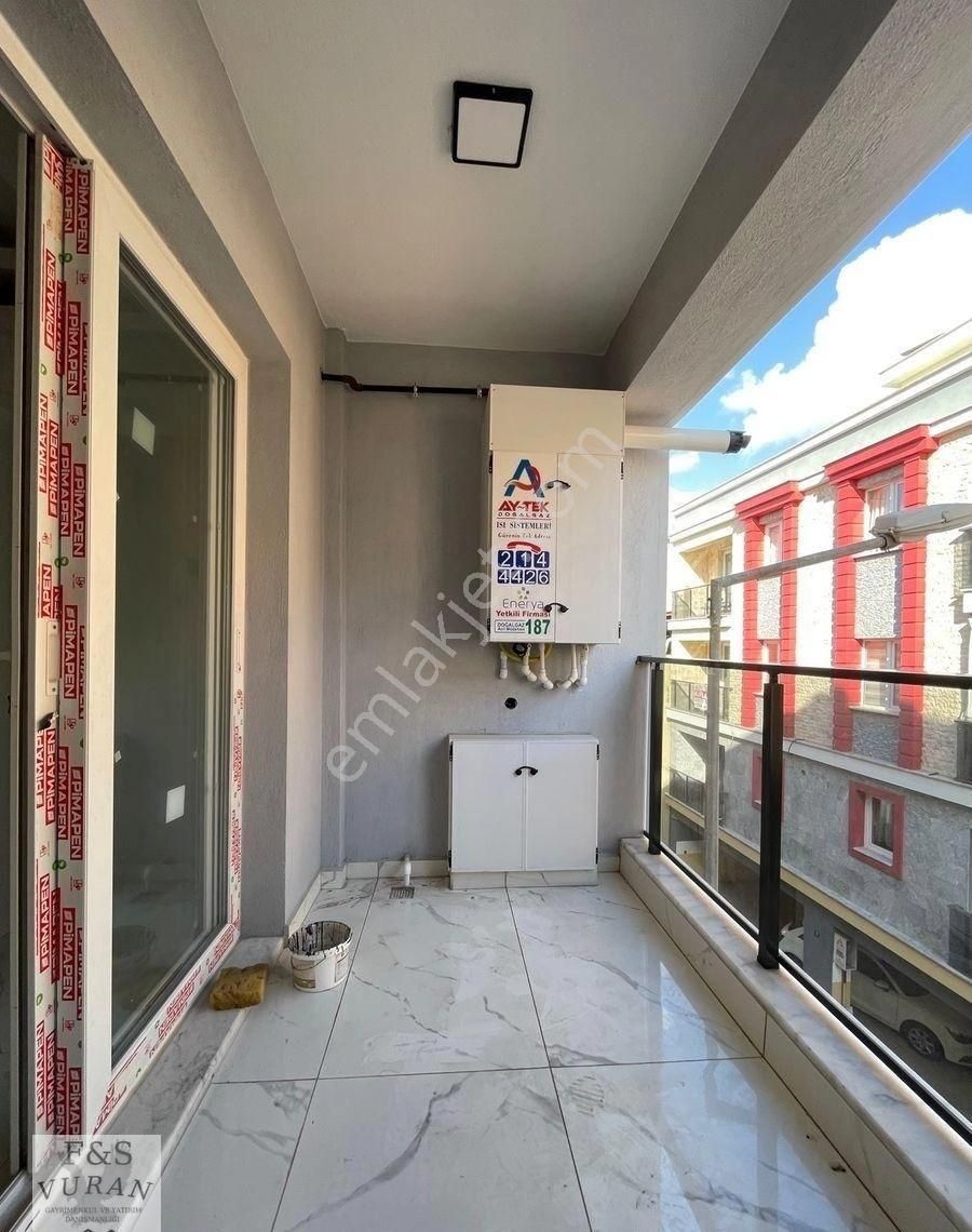 Efeler Yedi Eylül’de Üst Kat Dubleks 2+1 | Merkezi Lokasyon, Geniş Kullanım Alanı - Görsel 13
