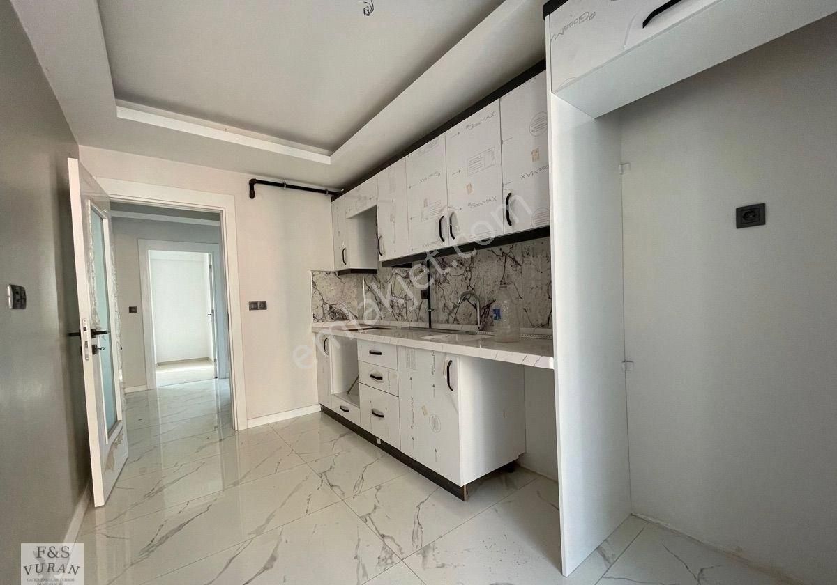 Efeler Yedi Eylül’de Üst Kat Dubleks 2+1 | Merkezi Lokasyon, Geniş Kullanım Alanı - Görsel 5