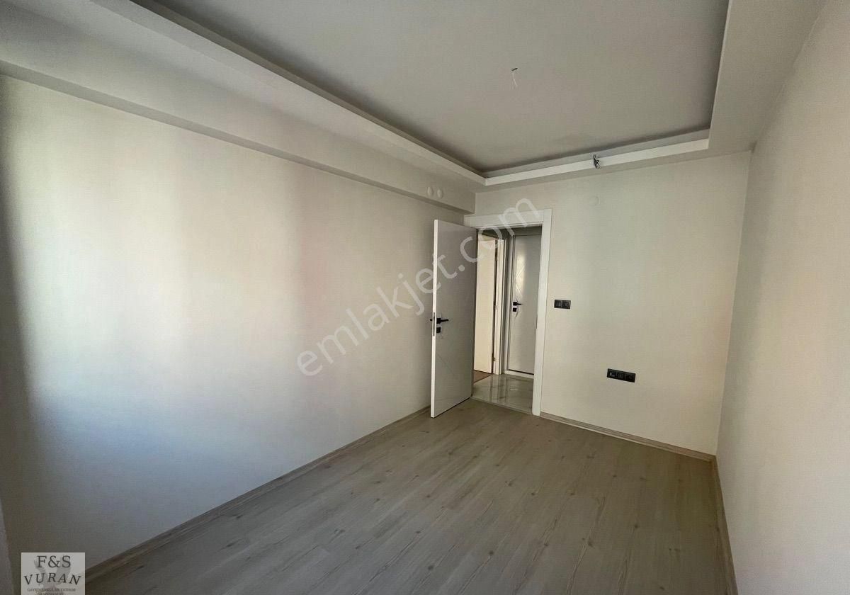 Efeler Yedi Eylül’de Geniş Teraslı Üst Kat Dubleks 2+1 – Ferah Plan, Merkezi Konum - Görsel 10