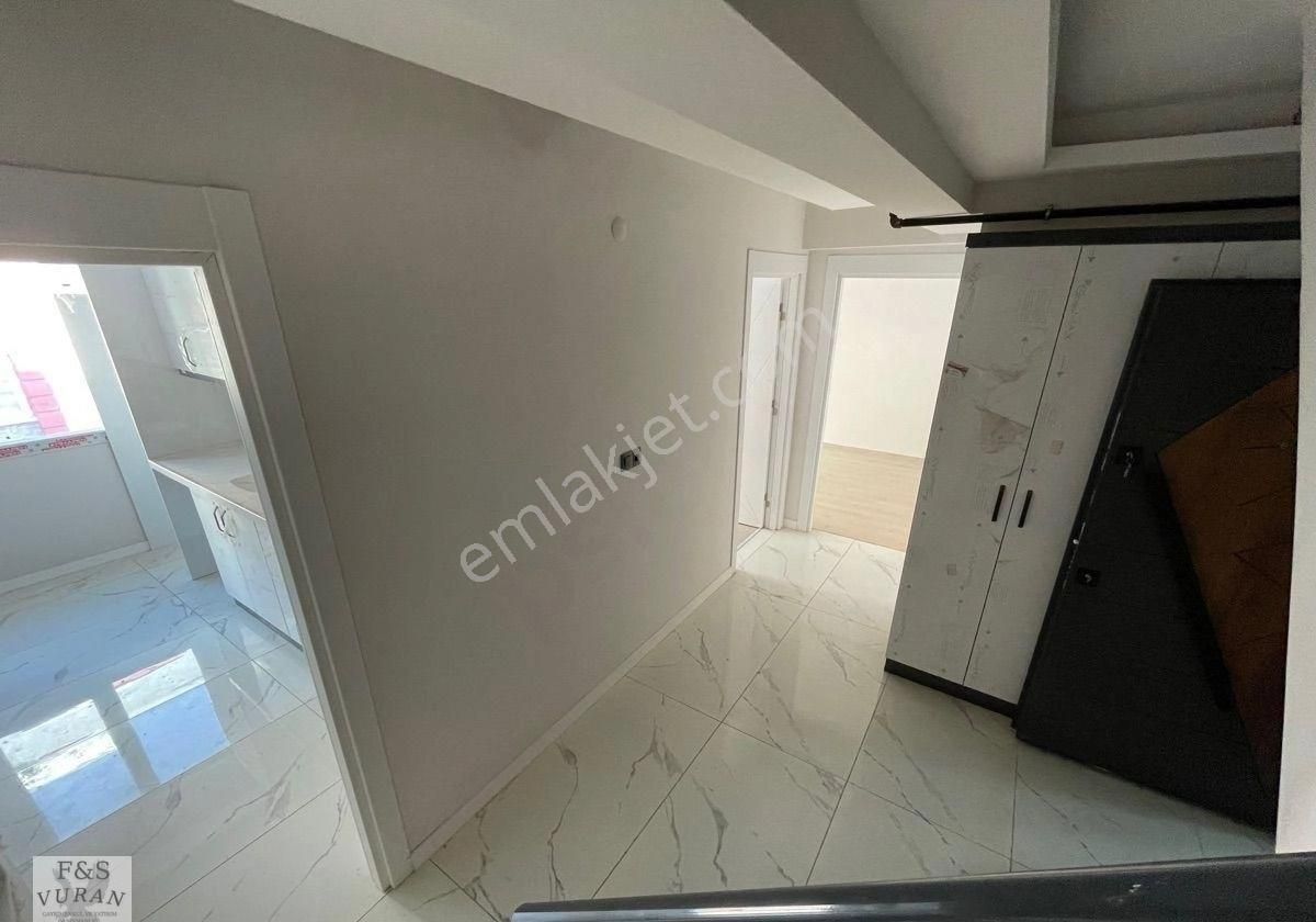 Efeler Yedi Eylül’de Geniş Teraslı Üst Kat Dubleks 2+1 – Ferah Plan, Merkezi Konum - Görsel 2