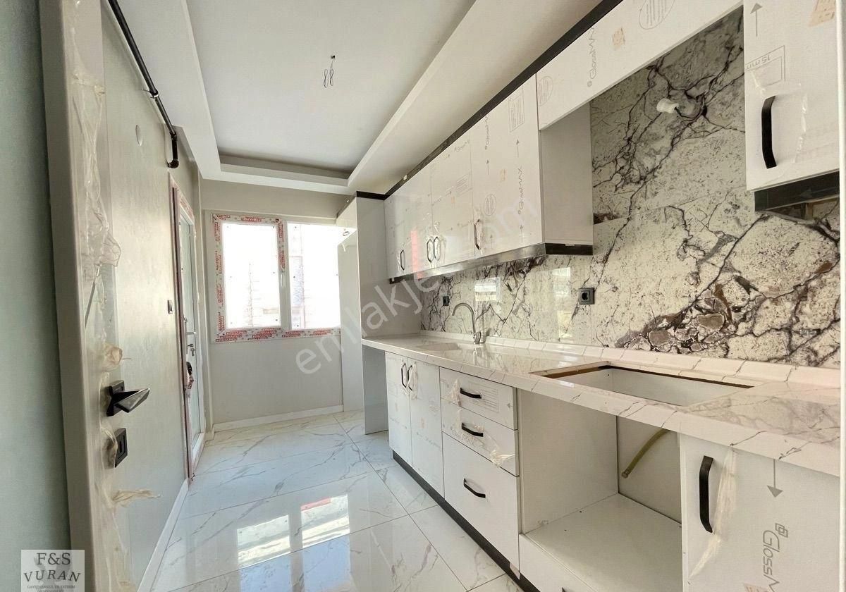 Efeler Yedi Eylül’de Geniş Teraslı Üst Kat Dubleks 2+1 – Ferah Plan, Merkezi Konum - Görsel 5