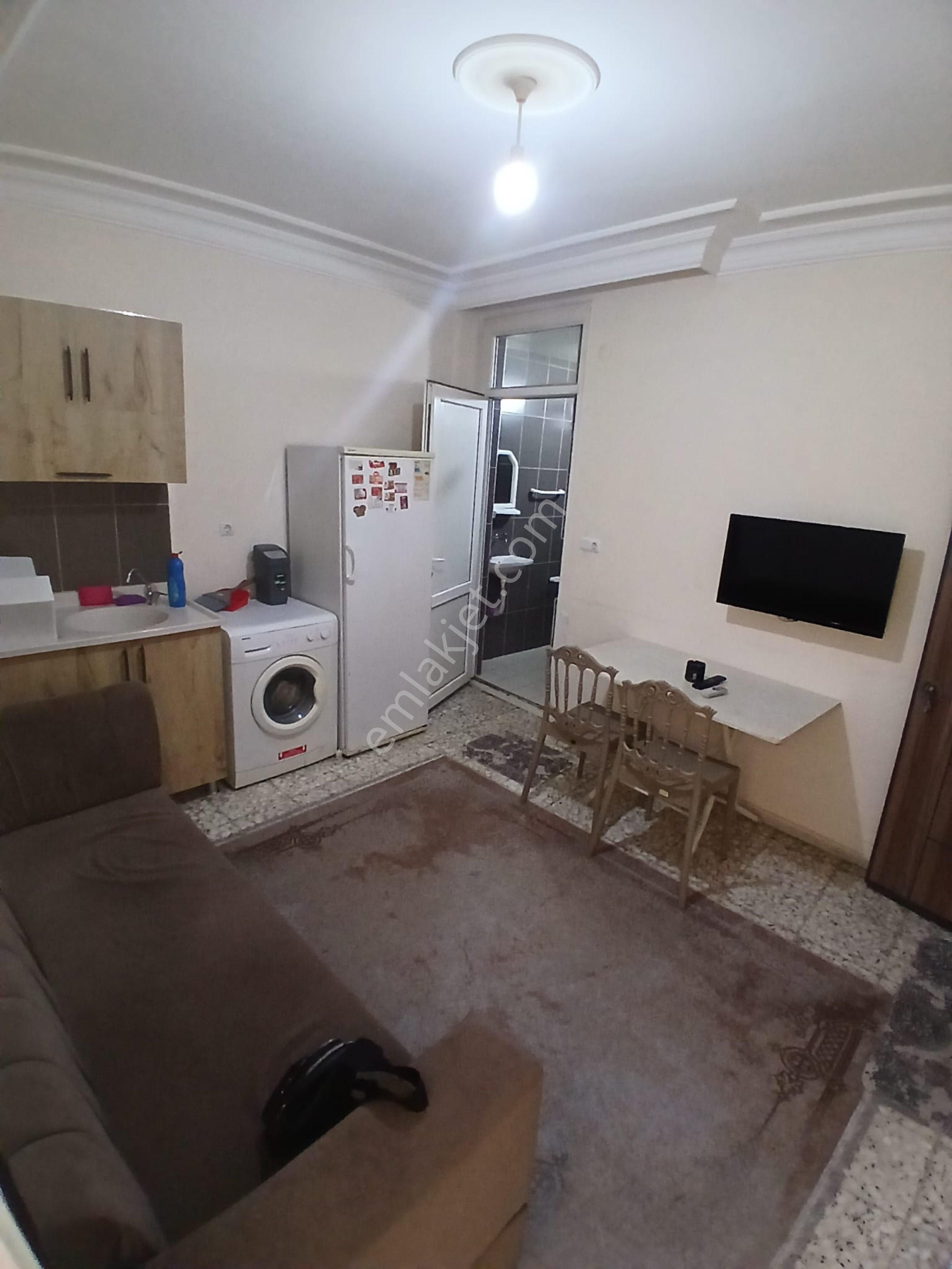 Adana Seyhan Barajyolu 1+1 Eşyalı Kiralık Daire