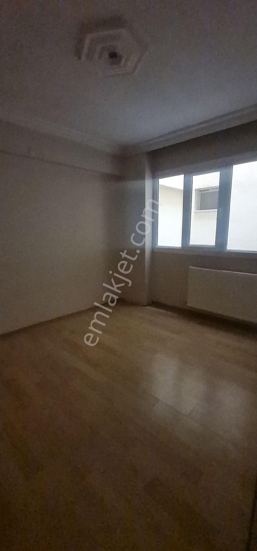 İzmir Konak Zafertepe Mahallesi Kiralık - Görsel 18