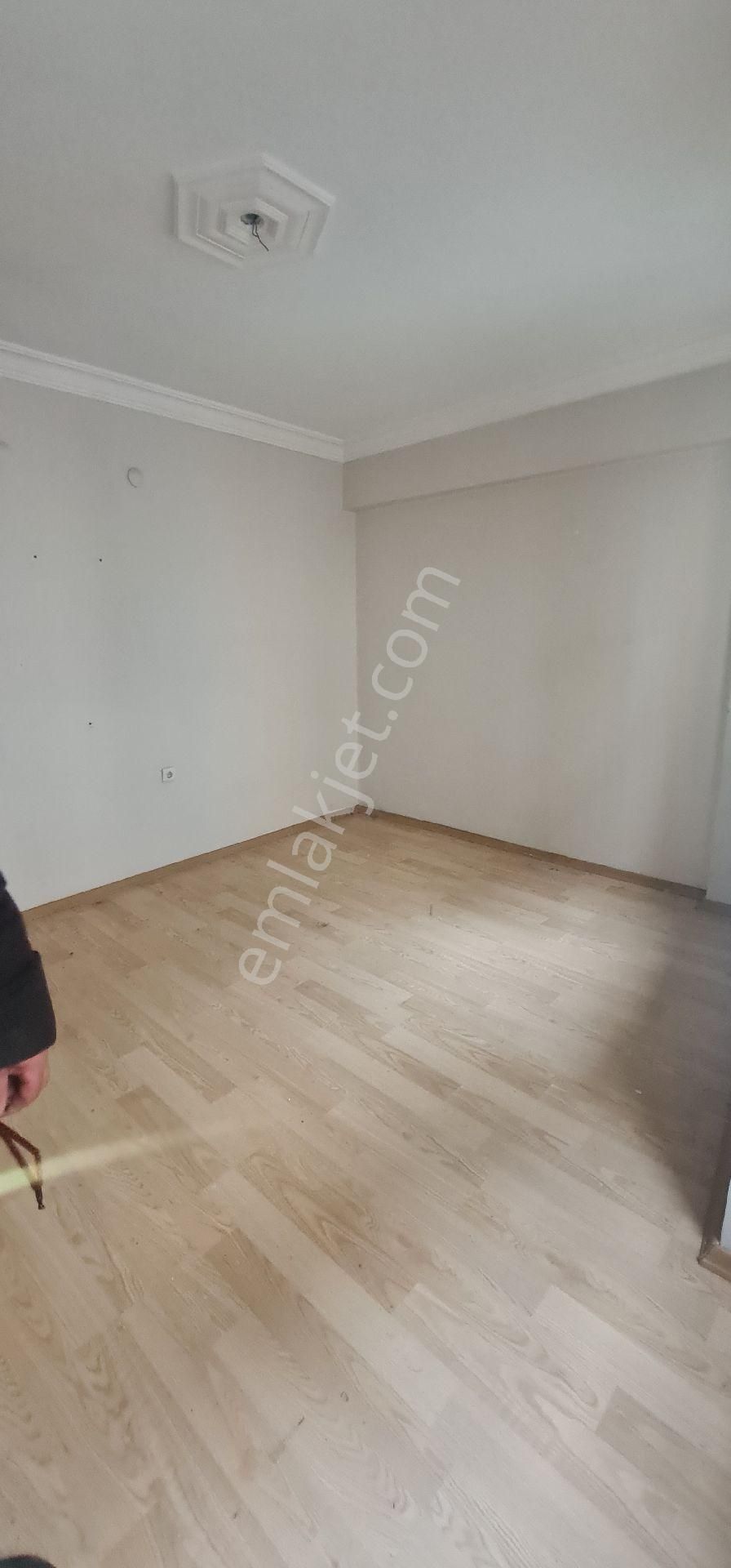 İzmir Konak Zafertepe Mahallesi Kiralık - Görsel 24