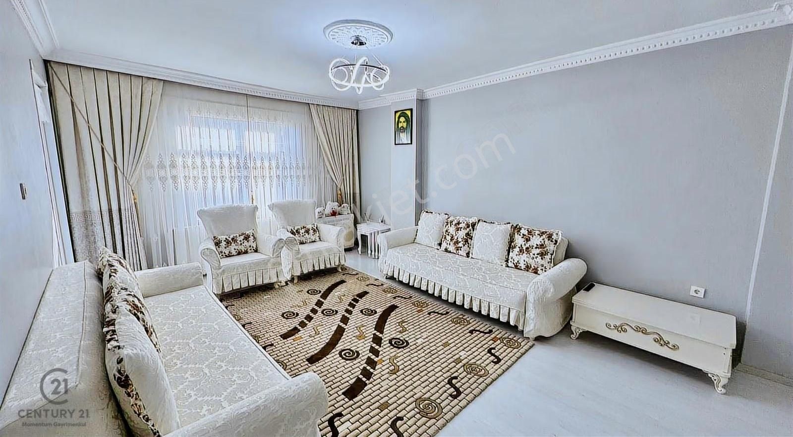 Avcılar Yeşilkent Satılık 3+1 | Komple Yenilenmiş | Balkonlu