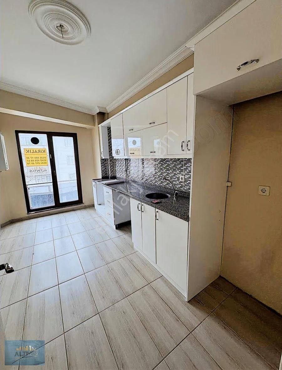 Çarşı Merkezde Ön Cephe Kiralık 2+1 - Görsel 2