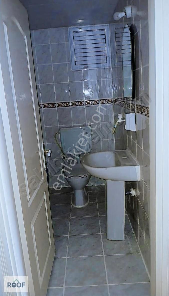 Yalı Mahallesinde Merkezi Konumda Geniş 3+1 Satılık Daire - Görsel 13