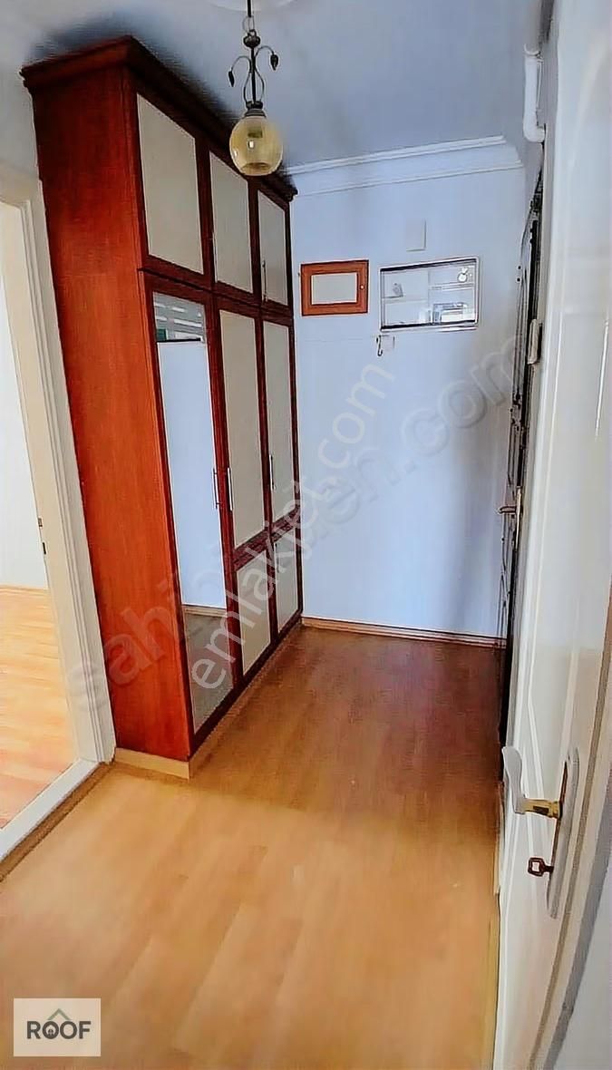 Yalı Mahallesinde Merkezi Konumda Geniş 3+1 Satılık Daire - Görsel 11