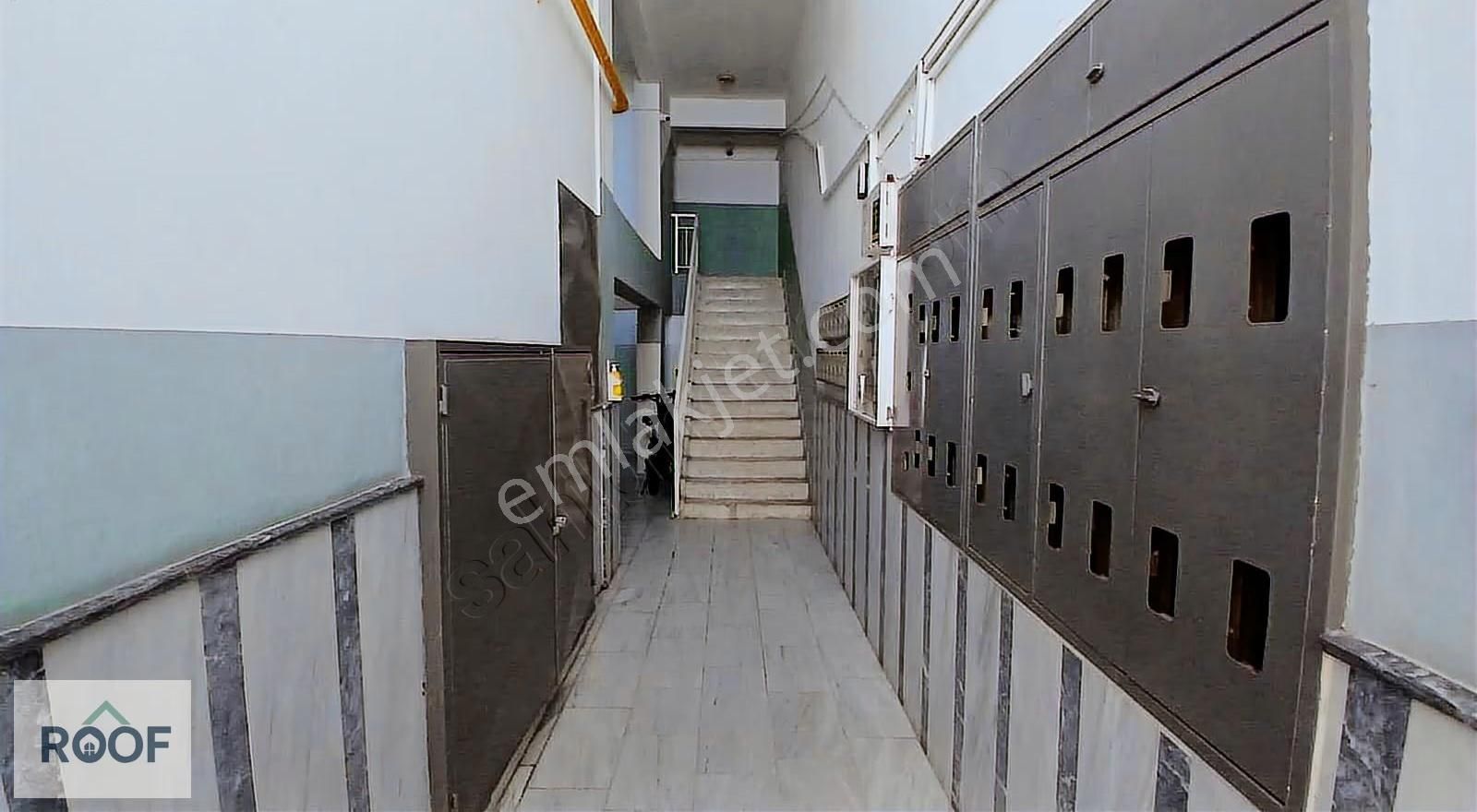 Yalı Mahallesinde Merkezi Konumda Geniş 3+1 Satılık Daire