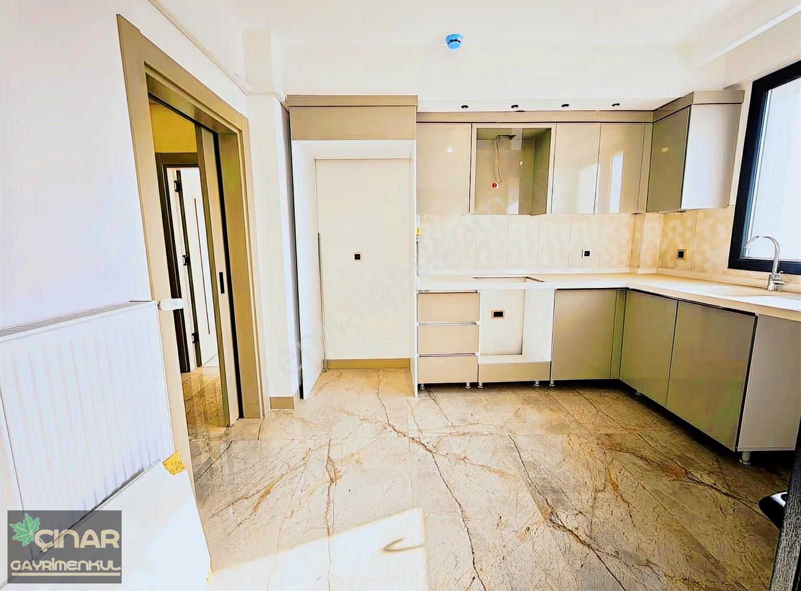 Çınar Gayrimenkulden | Kombili 3+1 Geniş Metrekare Satılık - Görsel 10