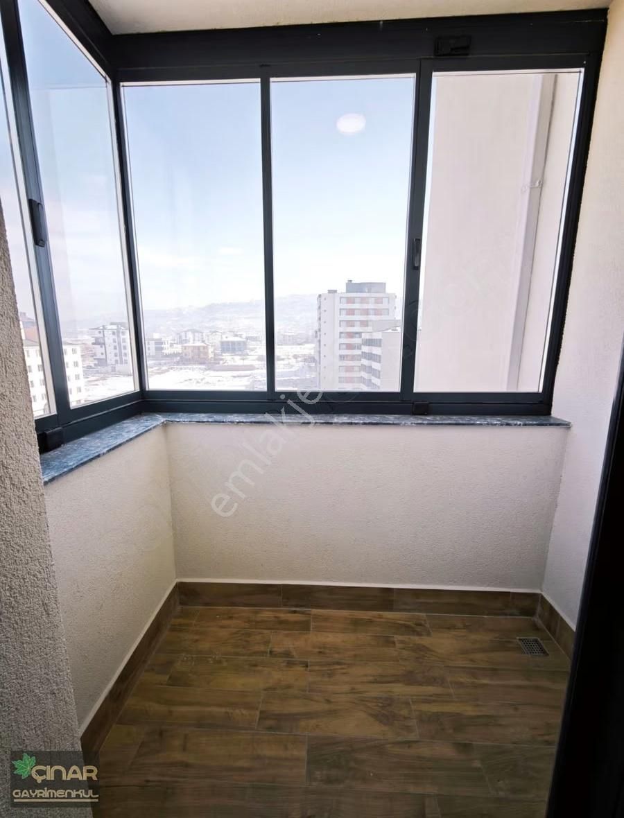 Çınar Gayrimenkulden | Kombili 3+1 Geniş Metrekare Satılık - Görsel 9