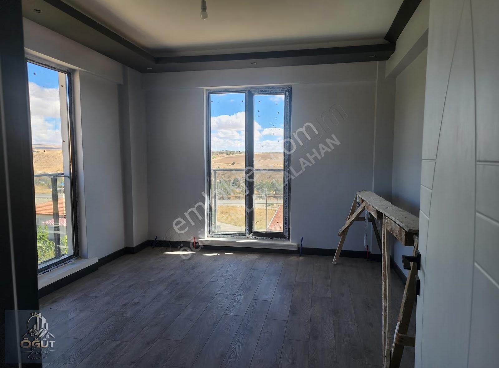 Lalahan İstasyonda 3 Katlı Full Yapılı Bağımsız Manzaralı Villa - Görsel 14