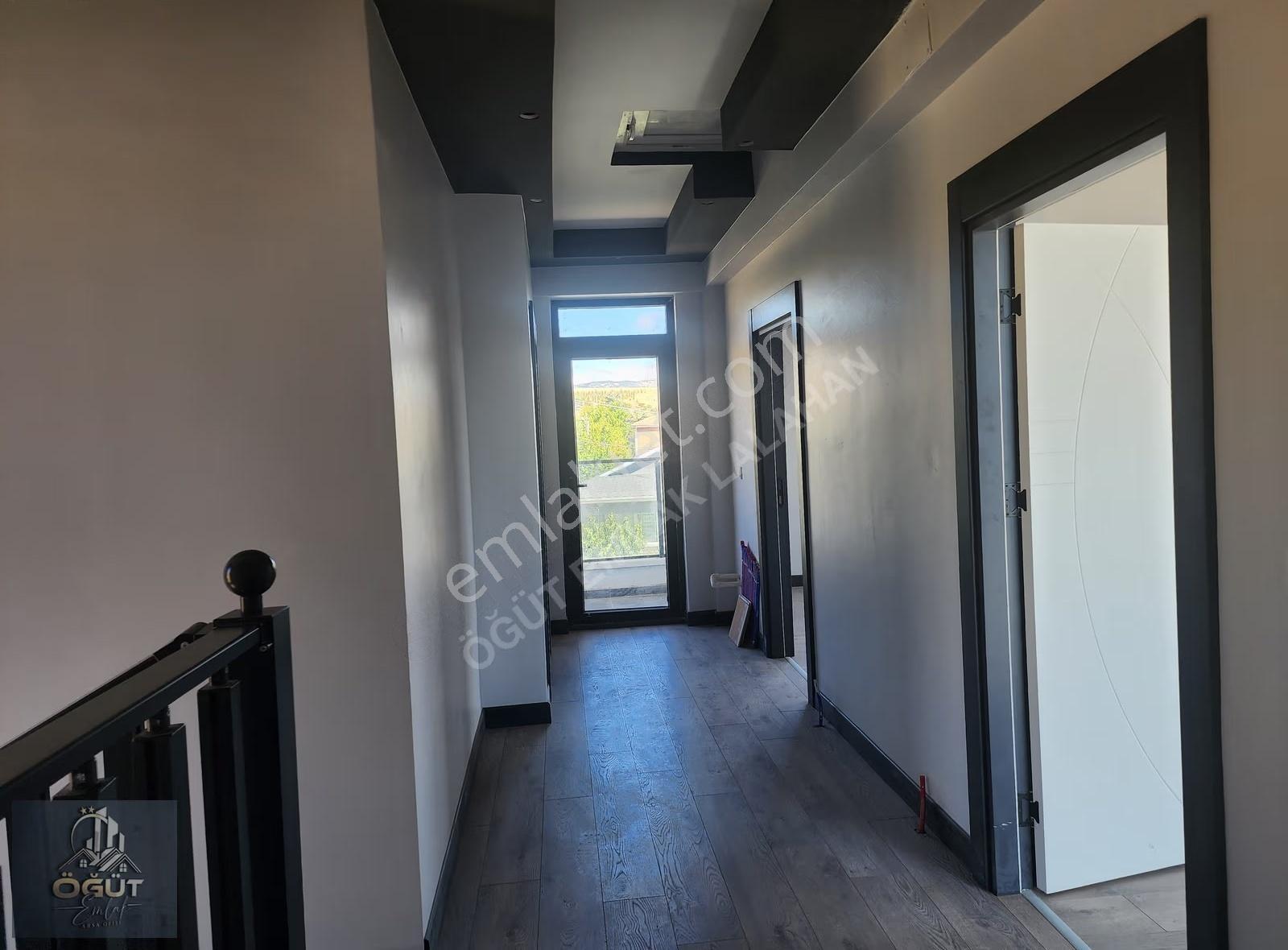 Lalahan İstasyonda 3 Katlı Full Yapılı Bağımsız Manzaralı Villa - Görsel 7