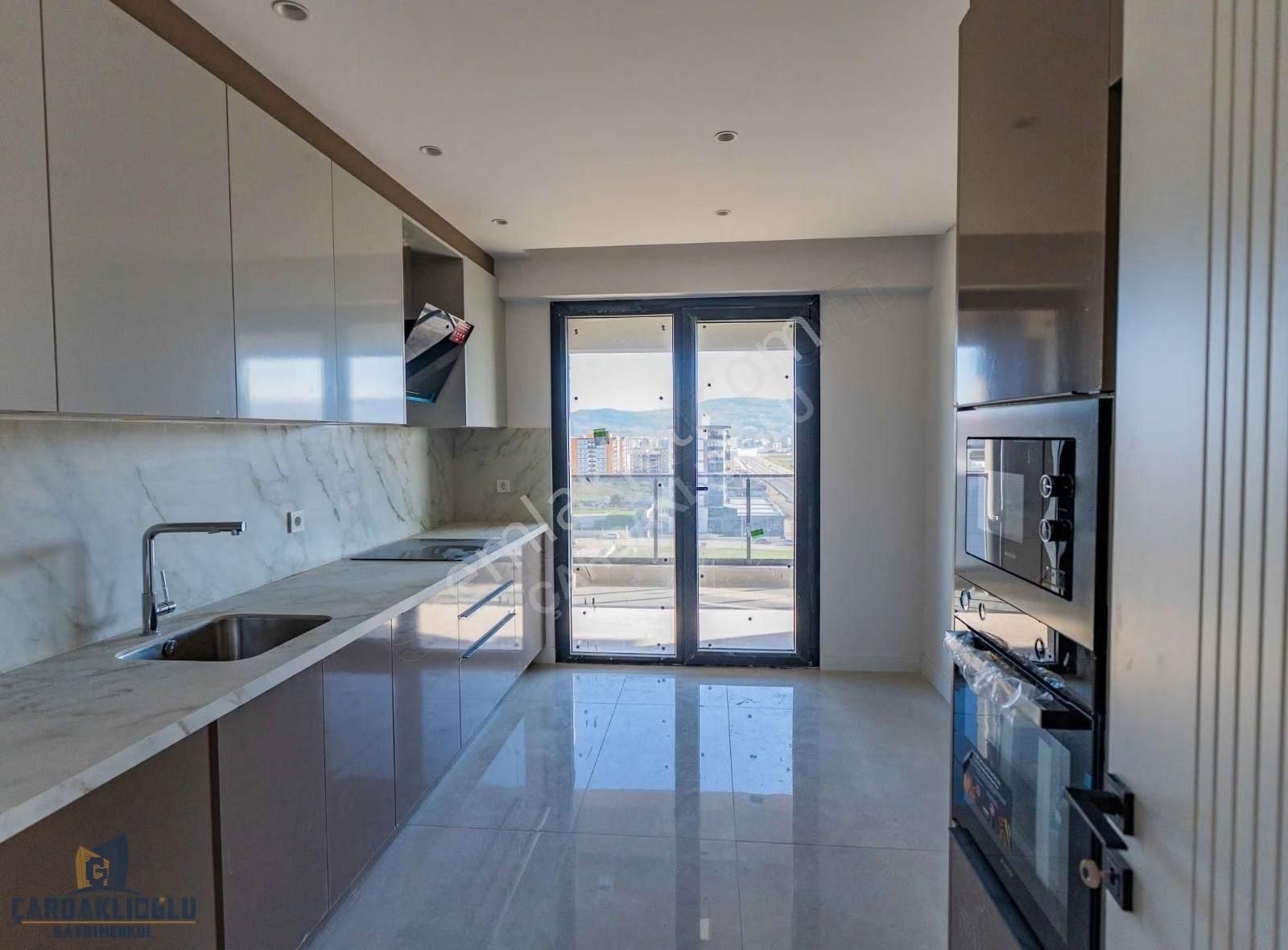 Çanakkale Esenler 60 Metre Yola Cephe 2+1 Satılık Daireler