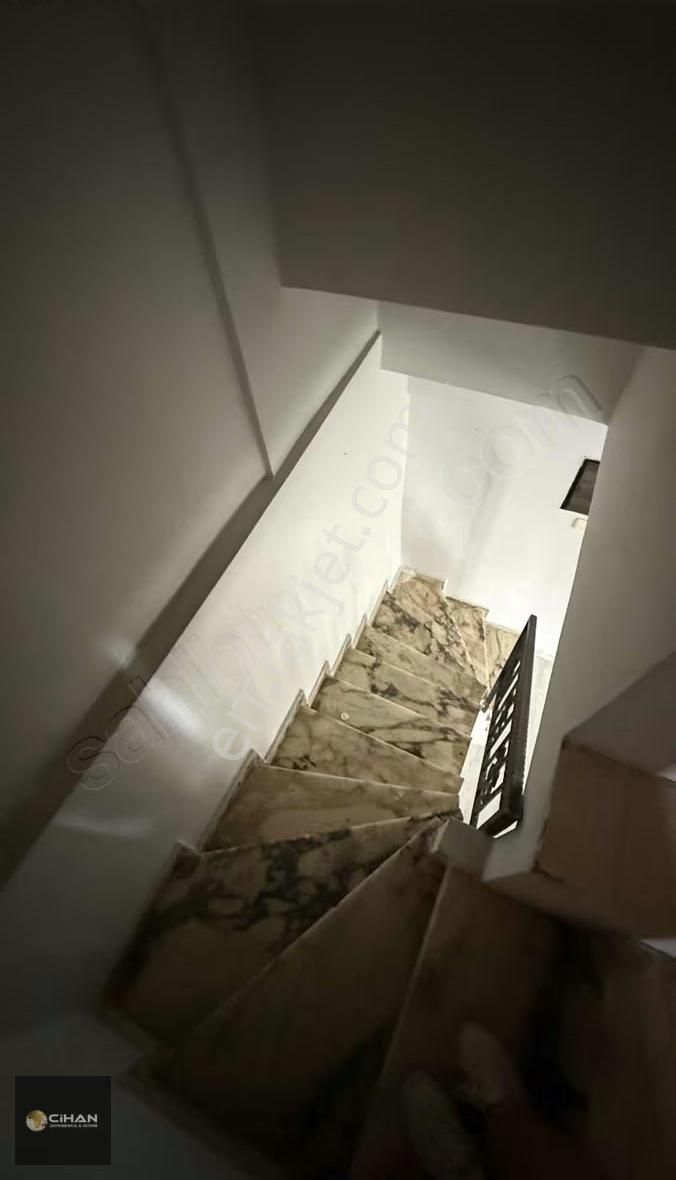 Avm Bölgesi Denize 200 Metre Yazlık - Görsel 18