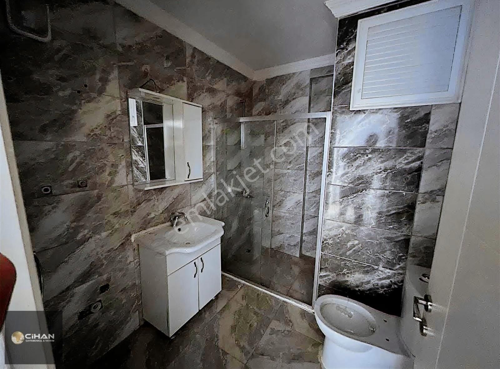 Kuşadası Davutlar Merkez Ara Kat 3 + 1 Sıfır Daıre - Görsel 15