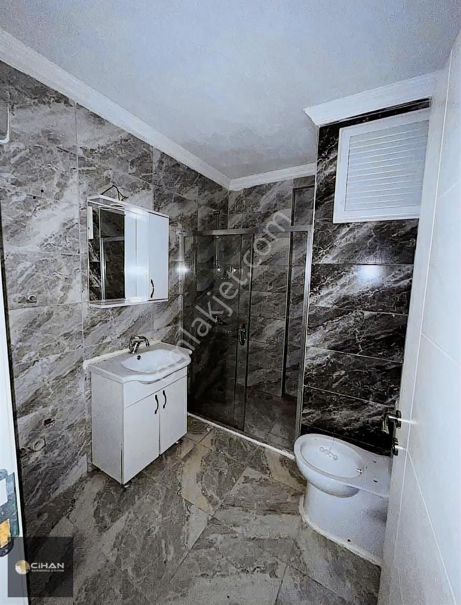 Kuşadası Davutlar Merkez Ara Kat 3 + 1 Sıfır Daıre - Görsel 2