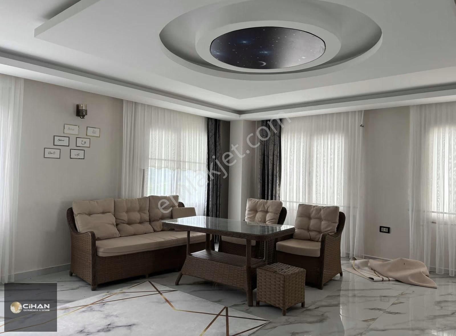 Kuşadası Yeniköyde 7+2 Tek Müstakil Villa - Görsel 16