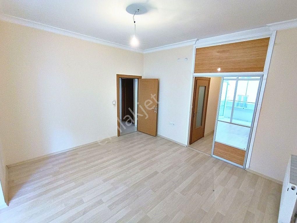 Cihandan Pamuklar Seval Ve Kızılcahamam Cadde Üzeri Satlık 3+1 - Görsel 18