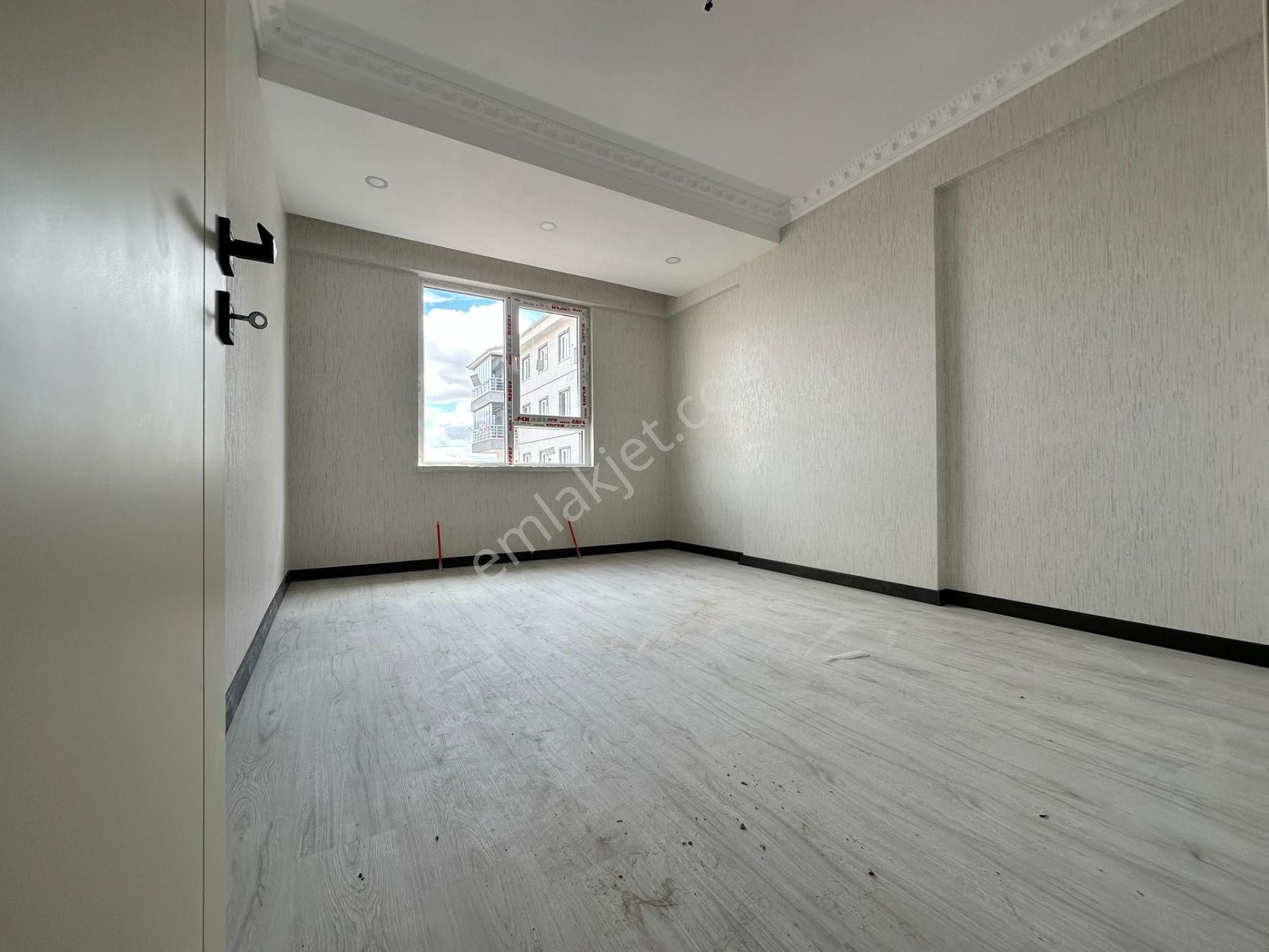 Pursaklar Mehmet Zengin Emlak'tan Asansörlü Sıfır 1.kat 3+1 Ful Yapılı Daire - Görsel 24