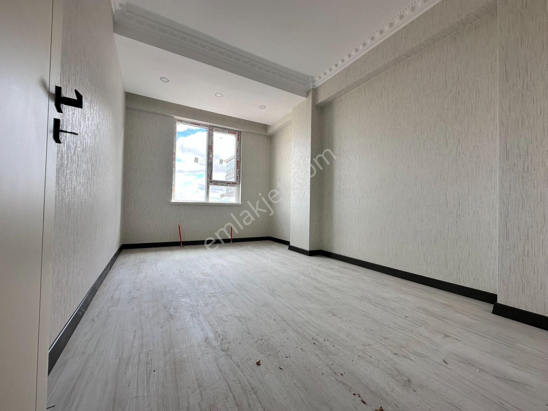 Pursaklar Mehmet Zengin Emlak'tan Asansörlü Sıfır 1.kat 3+1 Ful Yapılı Daire - Görsel 23