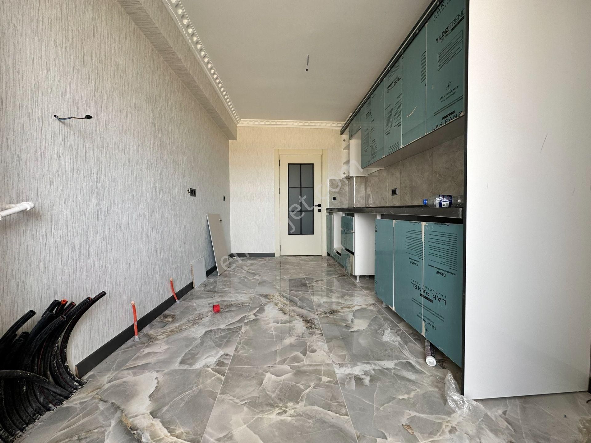 Pursaklar Mehmet Zengin Emlak'tan Asansörlü Sıfır 1.kat 3+1 Ful Yapılı Daire - Görsel 11