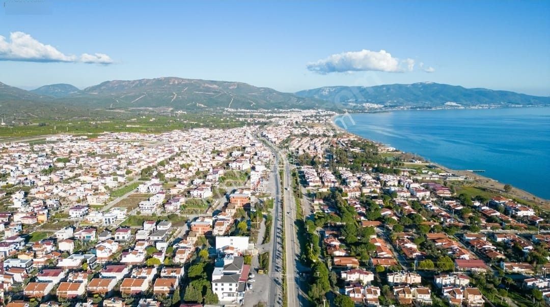 Seferihisar Cumhuriyet’te Denize 350m Mesafede, Sıfır 3+1 Köşe Villa! - Görsel 19