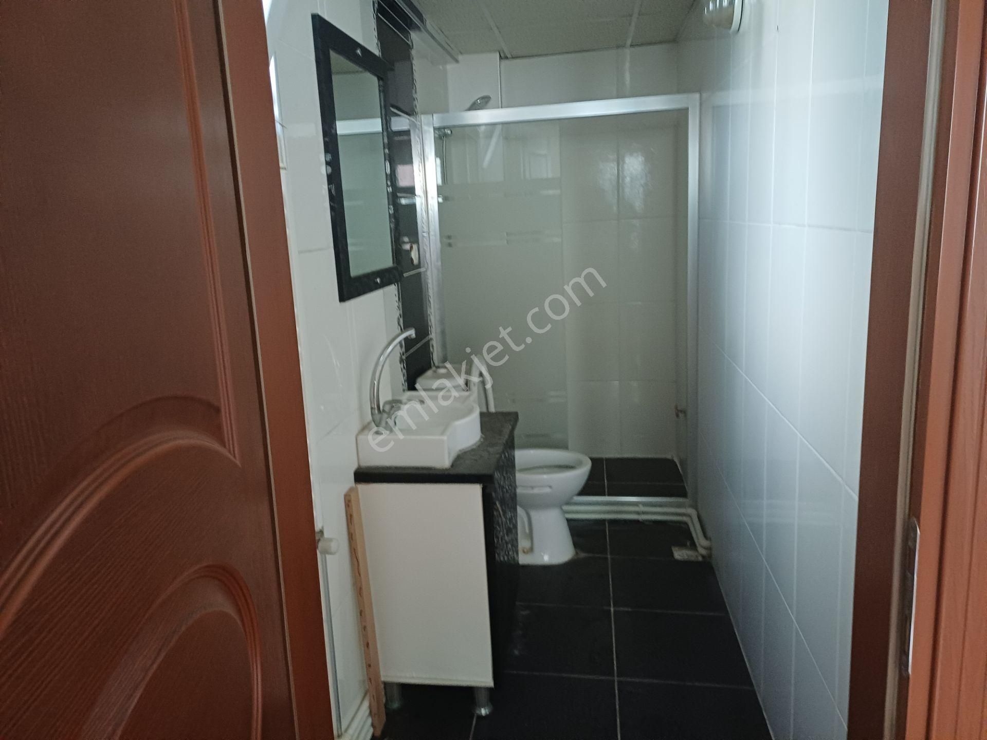 İzmir Menderes Pazaryeri Anacadde Doğalgazlı Ebebynli Otoparklı Büyük Daire - Görsel 35