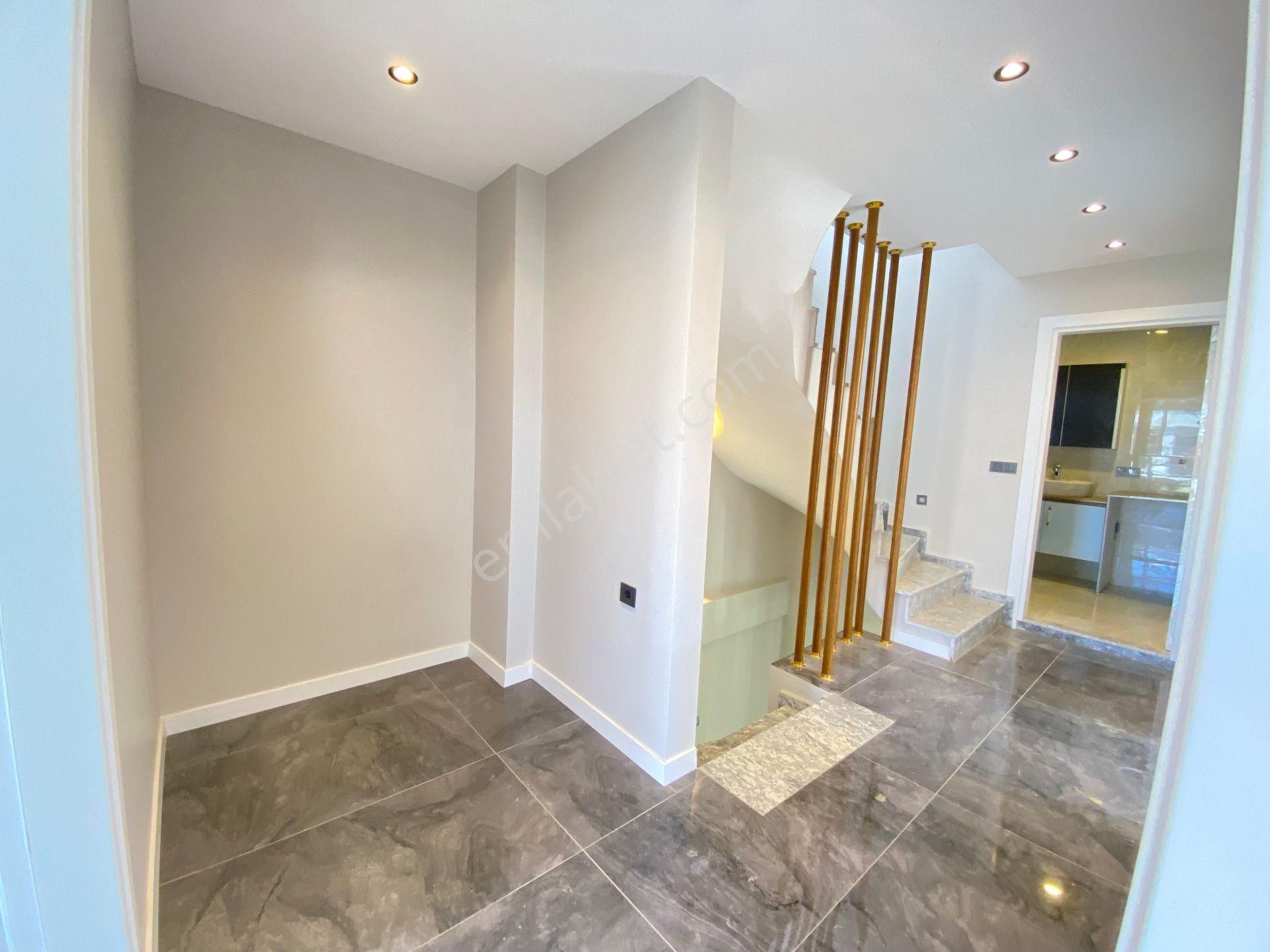 Seferihisar’da Denize 500m Mesafede, Akıllı Ve Lüks Müstakil 3+1 Villa - Görsel 28