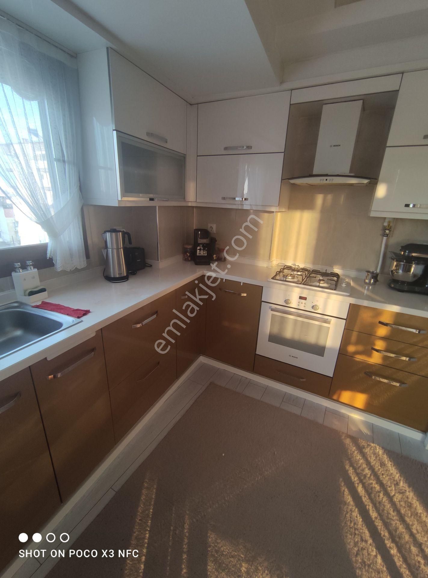 Sahibinden Dubleks 3+1 Özel Otoparklı Geniş Daire - Görsel 18