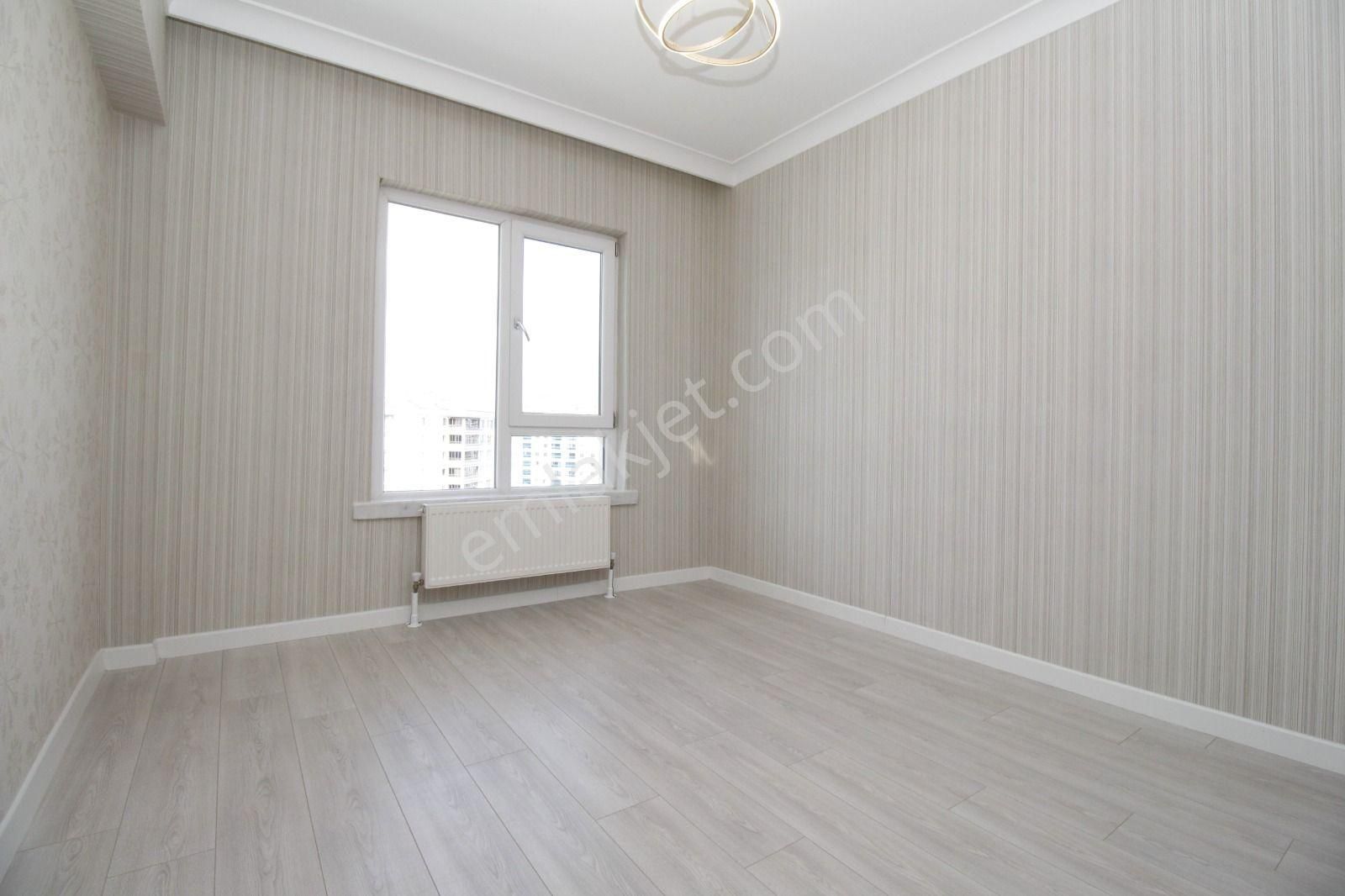 Pursaklar Mehmet Zengin Emlak'tan Otoparklı 6.kat 4+1 Ultr Lüks Sitede Daire - Görsel 9