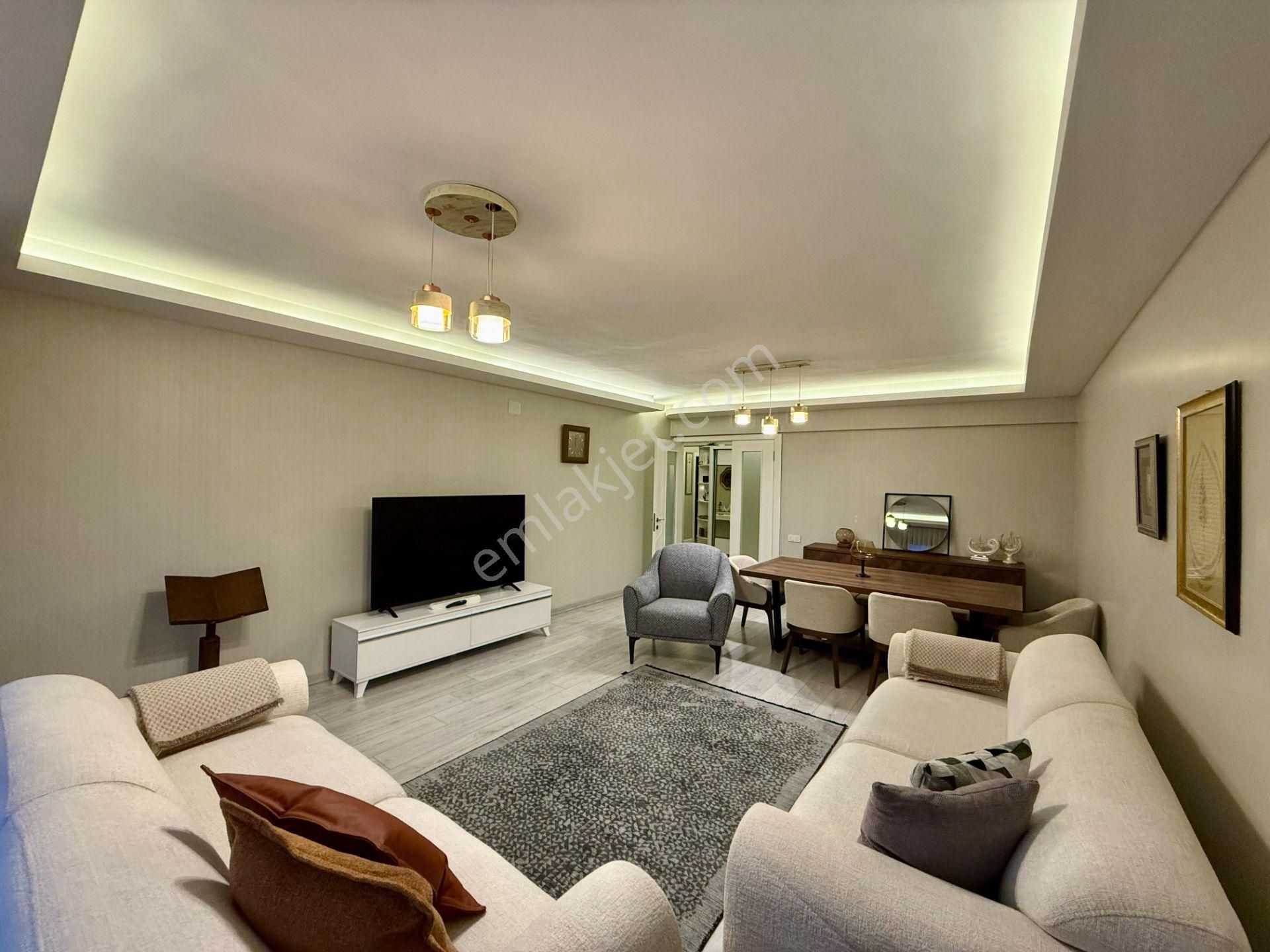 Pursaklar Mehmet Zengin Emlak'tan Teras Balkonlu Çift Banyolu 6.kat 4+1 Ultra Lüks Sitede Daire - Görsel 17