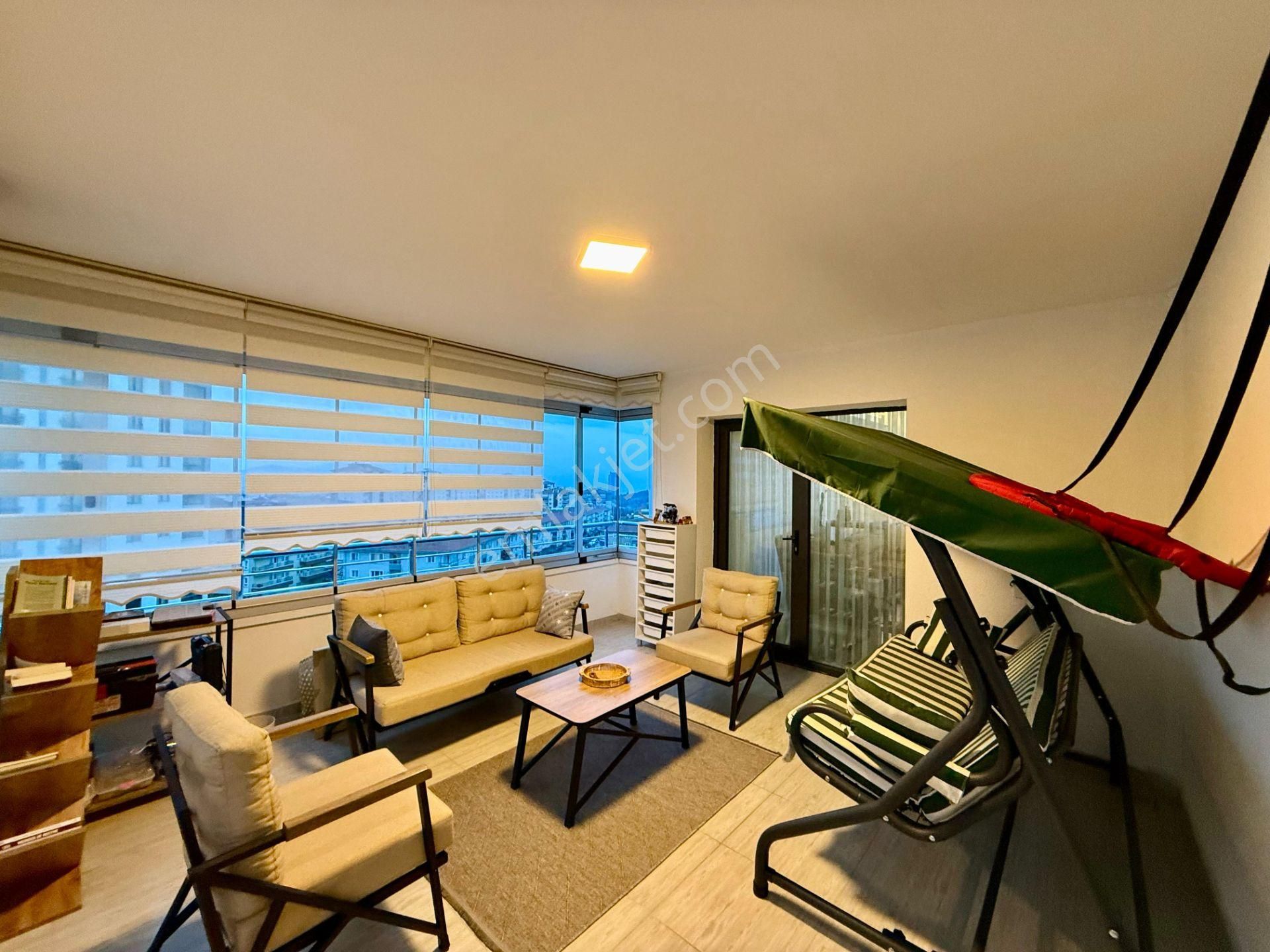 Pursaklar Mehmet Zengin Emlak'tan Teras Balkonlu Çift Banyolu 6.kat 4+1 Ultra Lüks Sitede Daire - Görsel 10