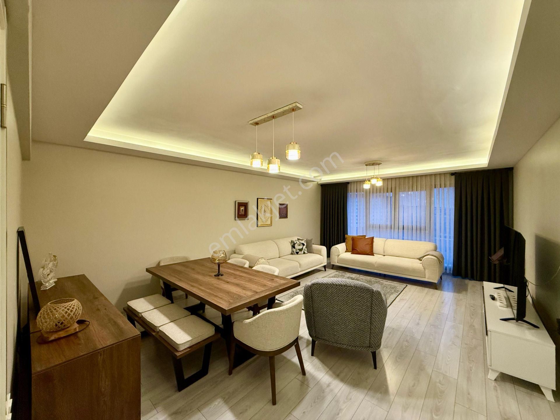 Pursaklar Mehmet Zengin Emlak'tan Teras Balkonlu Çift Banyolu 6.kat 4+1 Ultra Lüks Sitede Daire - Görsel 15