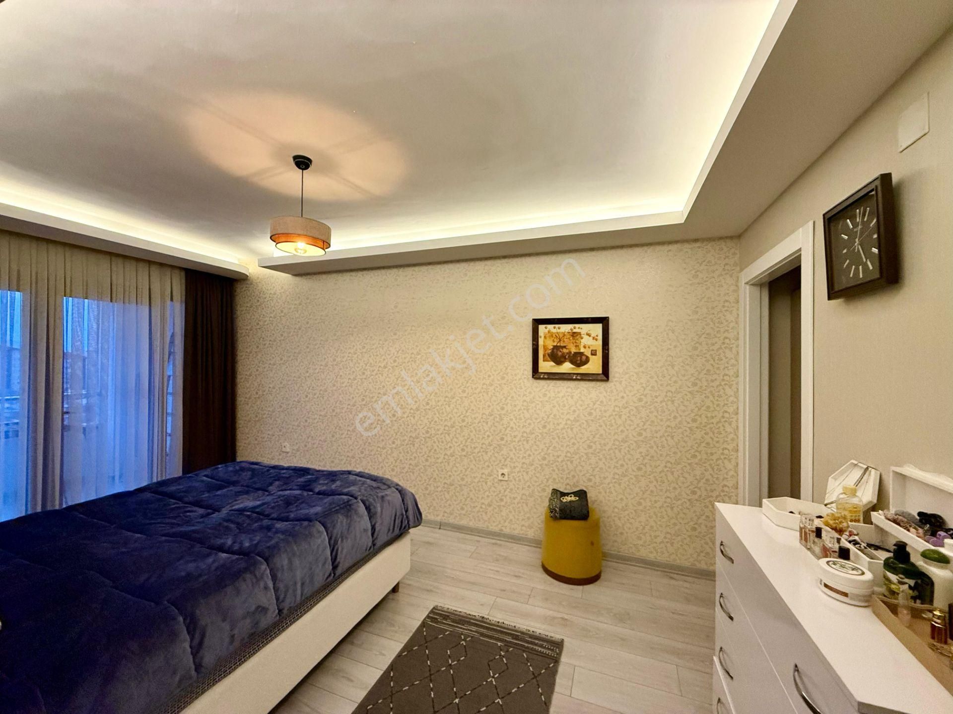 Pursaklar Mehmet Zengin Emlak'tan Teras Balkonlu Çift Banyolu 6.kat 4+1 Ultra Lüks Sitede Daire - Görsel 26