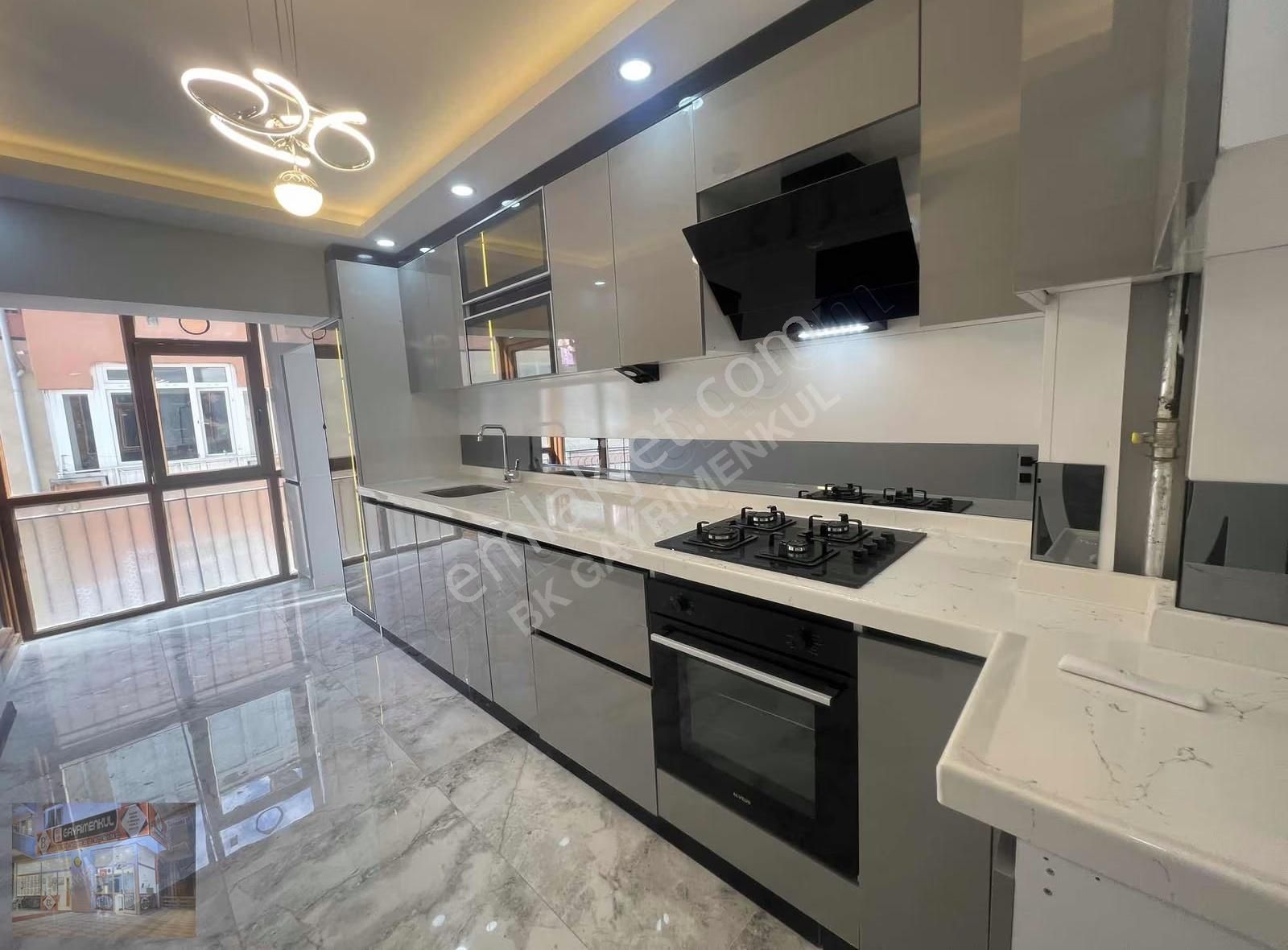 Bk Gayrimenkulden Mareşalçakmak Mah. Ara Katta Full Yapılı Daire