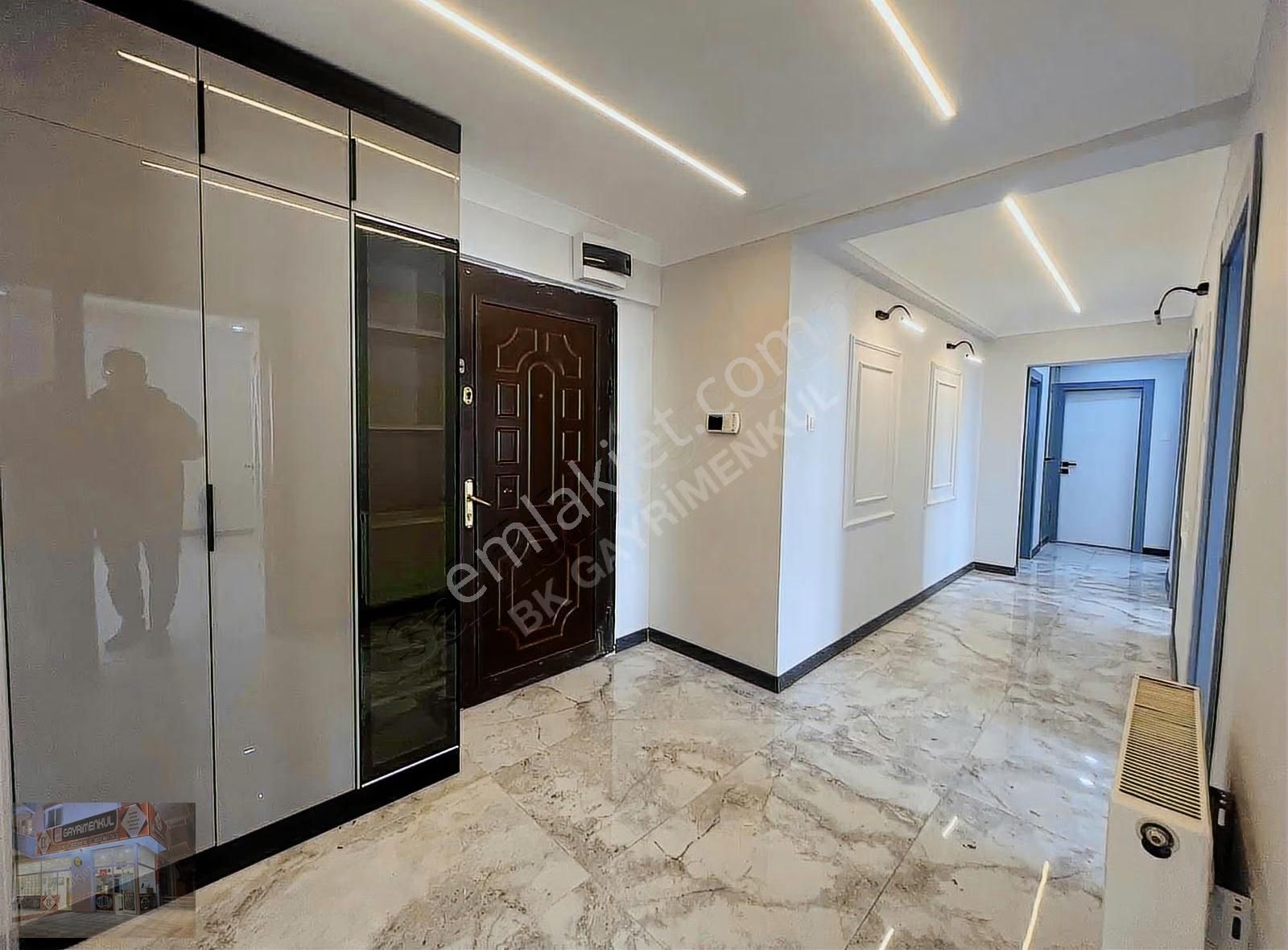 Bk Gayrimenkulden Mareşalçakmak Mah. Ara Katta Full Yapılı Daire - Görsel 17