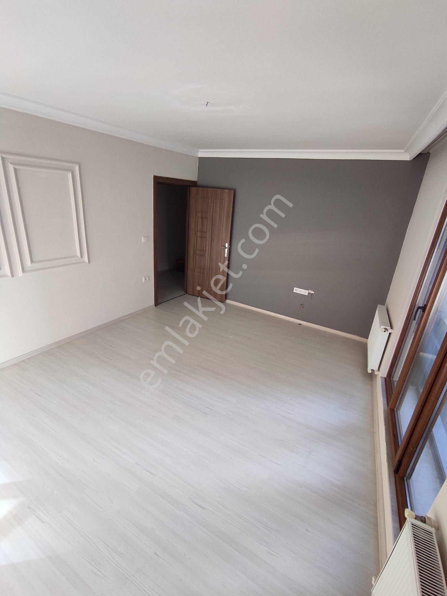 Yenidoğan Merkezde 2+1 Arakat Asansörlü Kiralık Daire - Görsel 8